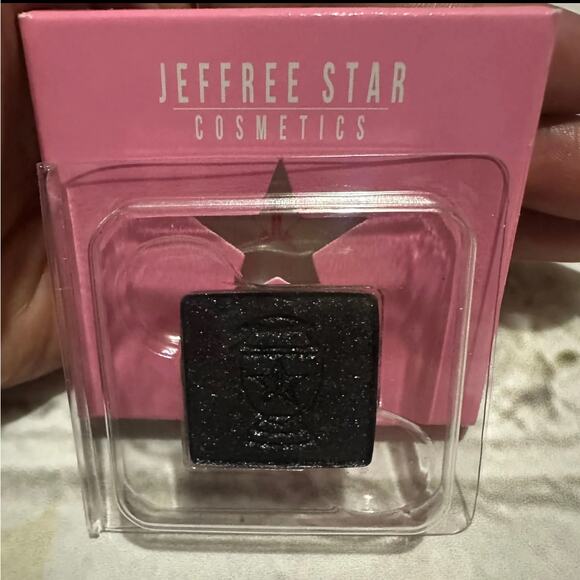 Jeffree Star Artistry Singles - Angel of Death - Picture 1 of 2
